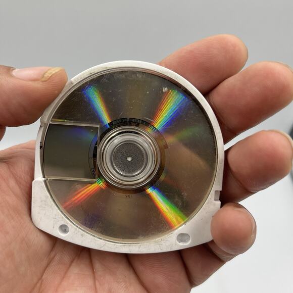 Final Fantasy II 2 (Sony PSP, 2007) Disc Only - Picture 3 of 4